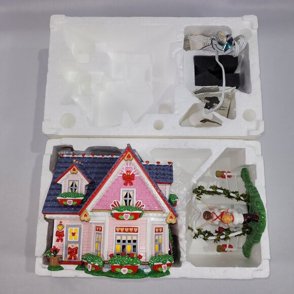Department 56 Snow Village Christmas Hearts & Blooms Cottage Building WORKS - Picture 2 of 8